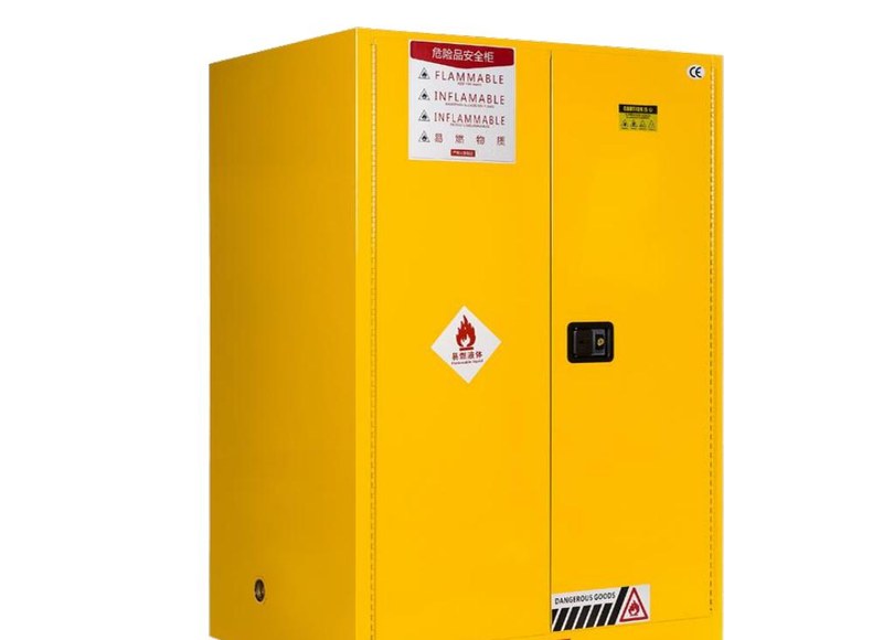 VAULT-FLAM 110 gallon flagship cabinet - closed